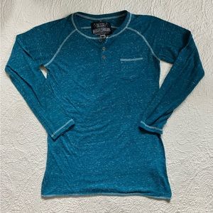 Broken Threads Women’s long sleeve turquoise top - size Large